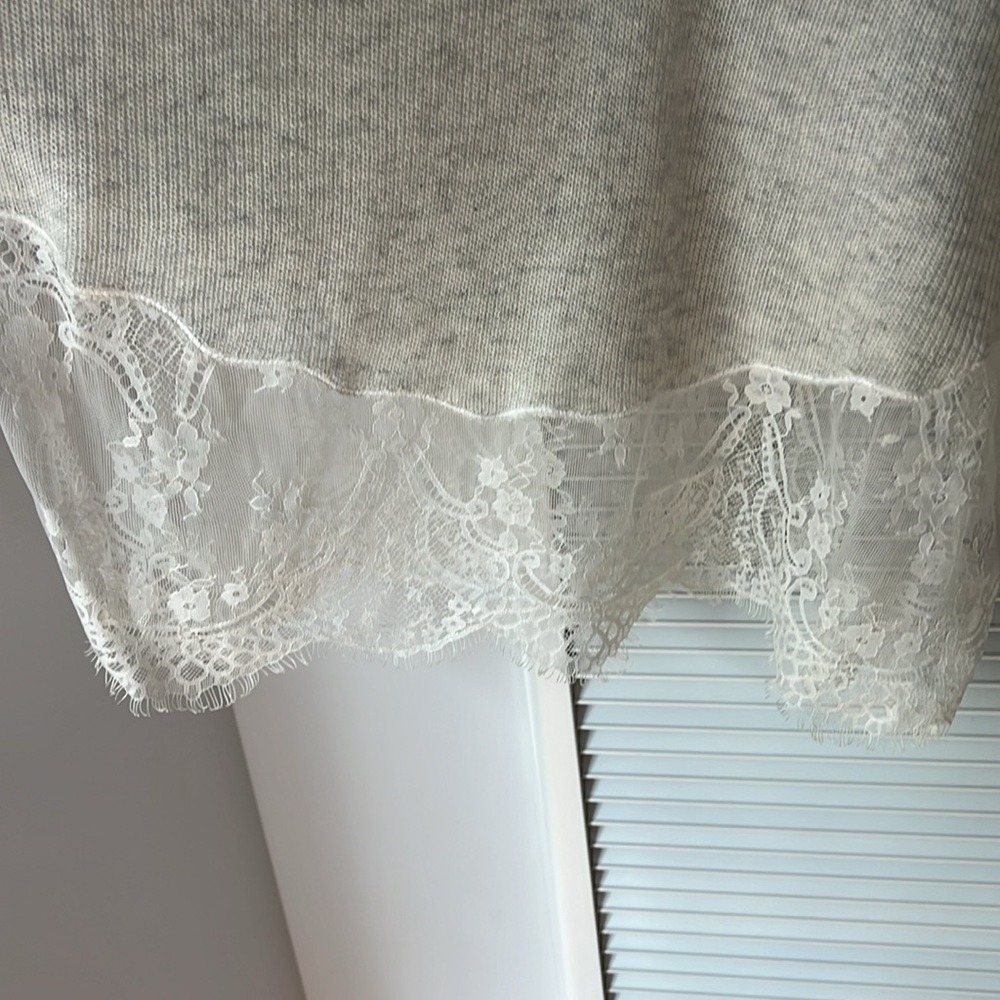 Vici Sweater - image 4